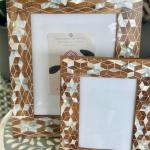 The Honey comb pearl frame